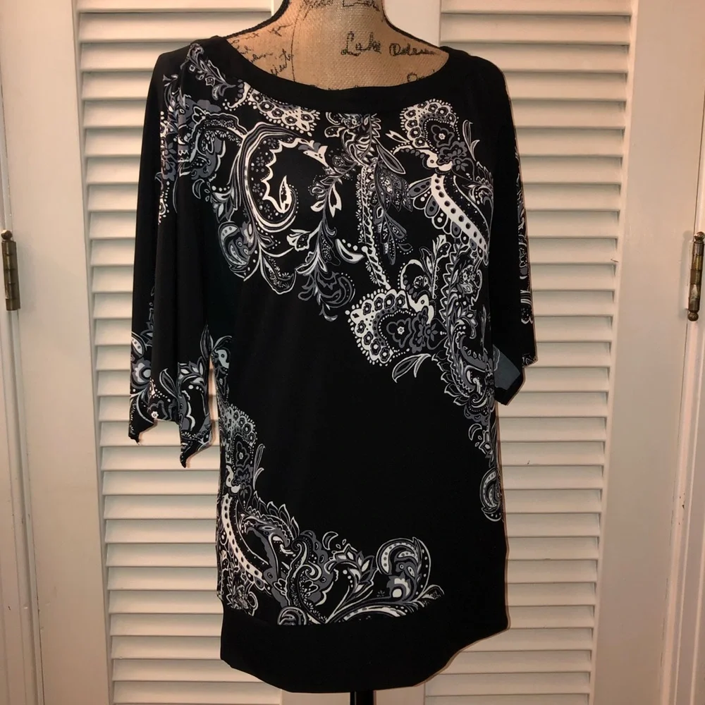 WH|BM Floral Paisley Tunic Top